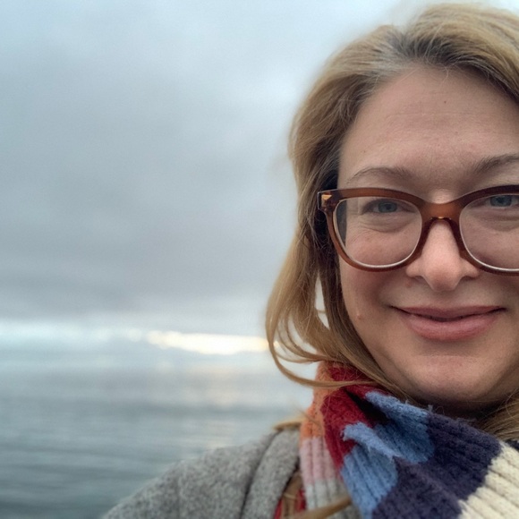 Meet your Posher, Natasha - Picture 3 of 9